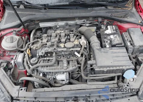 2015 Volkswagen Golf Gti 2.0T S 2-Door z USA, uszkodzony, nr VIN 3VWTT7AUXFM032469